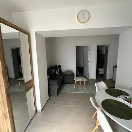 Apartment Holdfeny