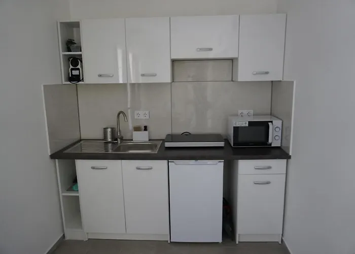 Holdfeny * Makó